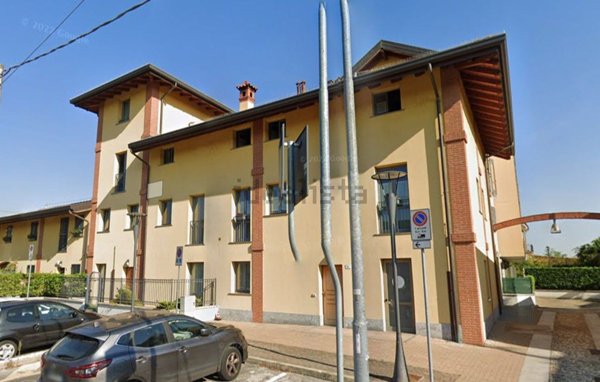 appartamento in vendita ad Arese in zona Valera