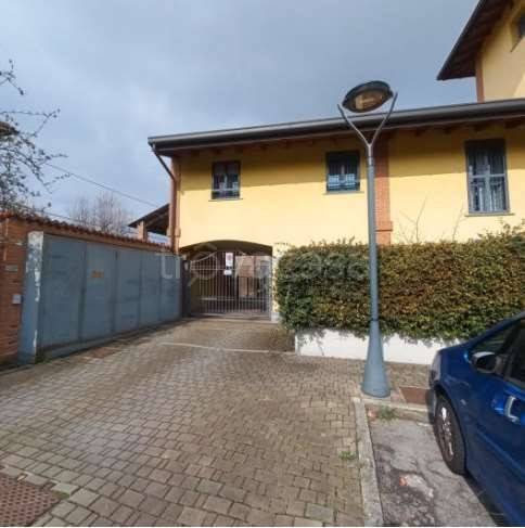 appartamento in vendita ad Arese