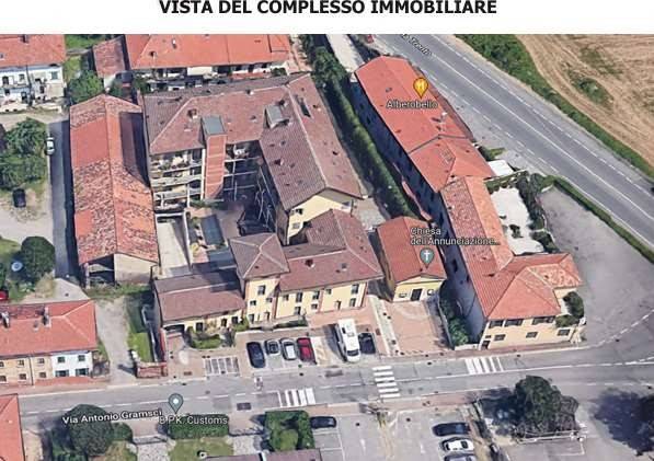 appartamento in vendita ad Arese in zona Valera