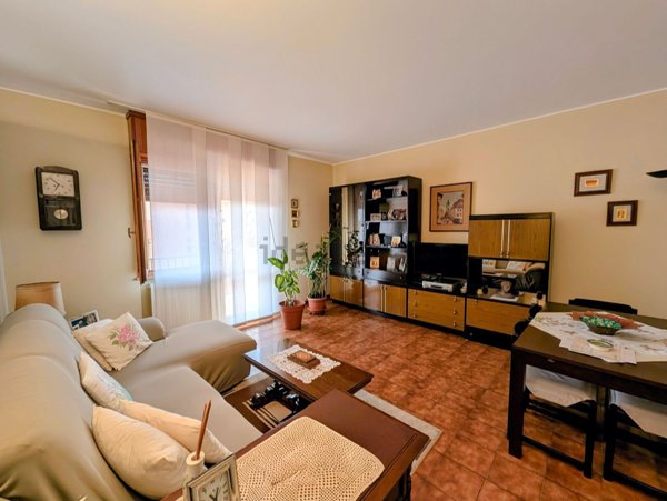 appartamento in vendita ad Arese