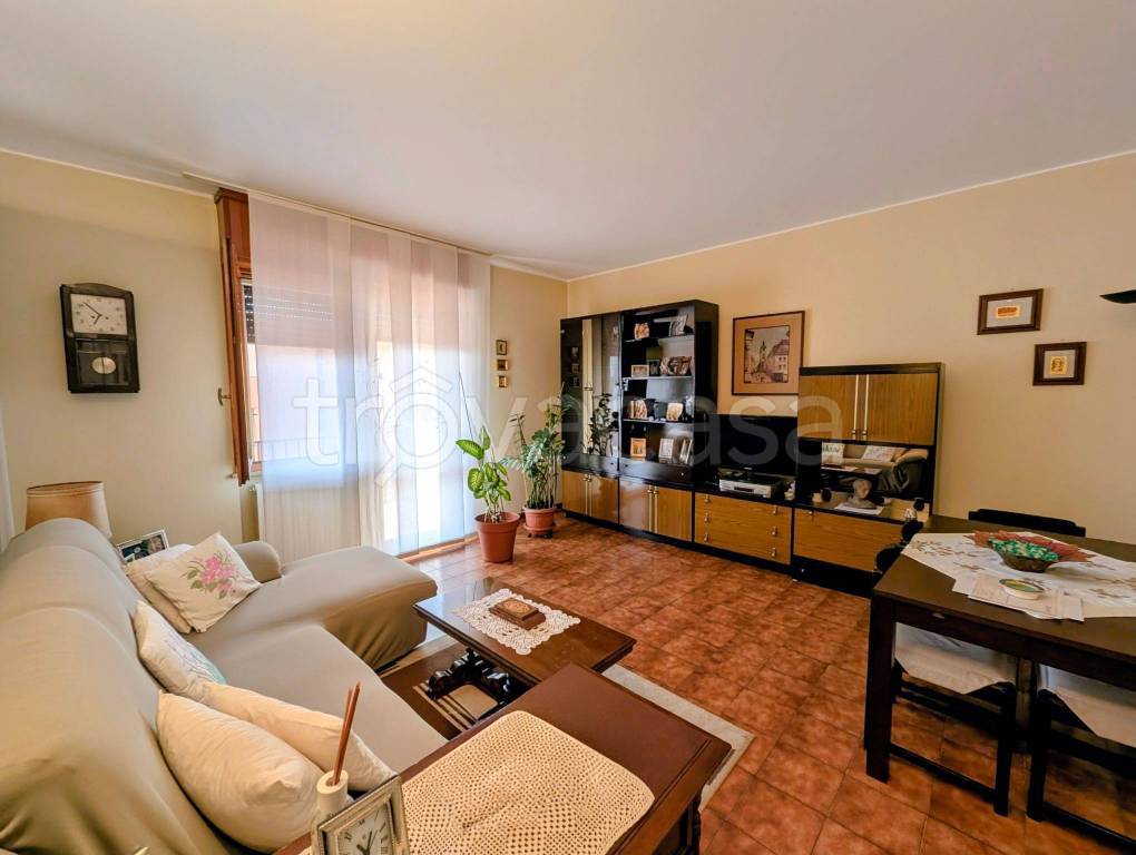 appartamento in vendita ad Arese