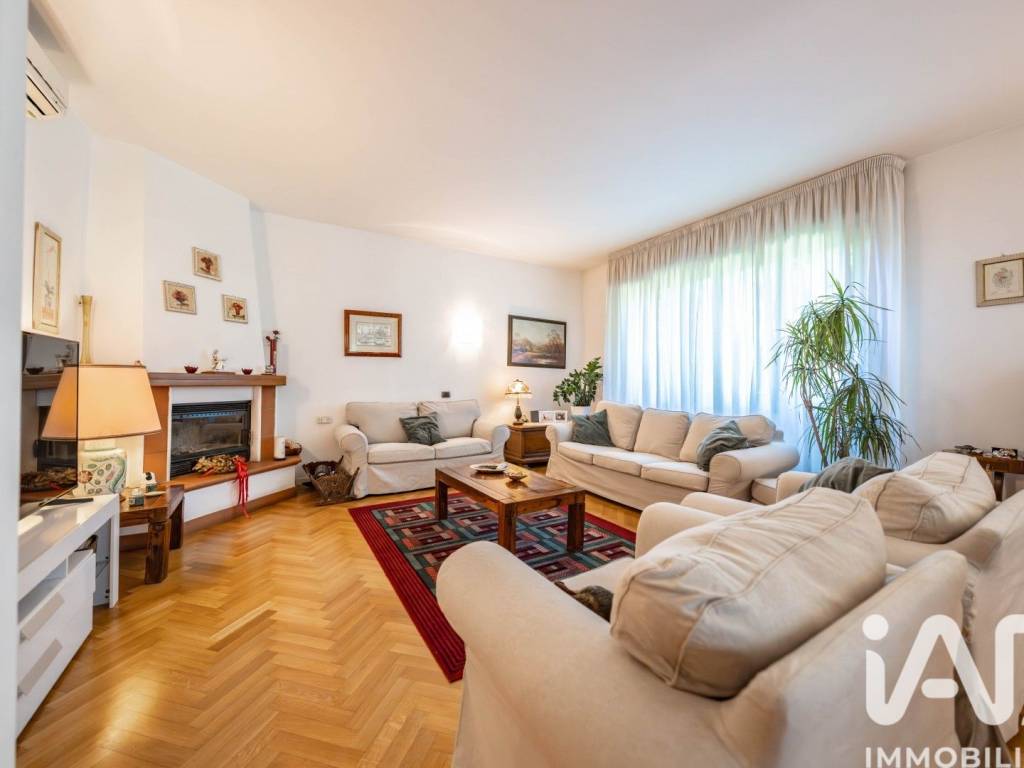 casa indipendente in vendita ad Arese