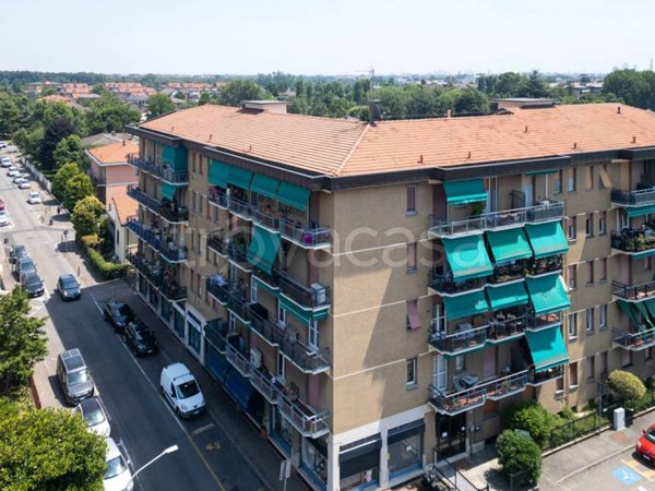 appartamento in vendita ad Arese