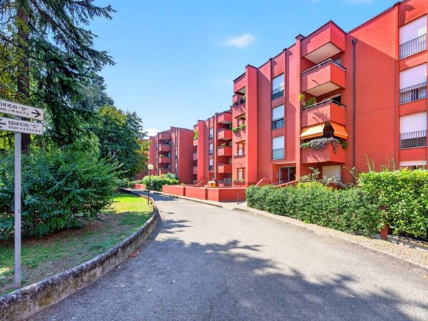 appartamento in vendita ad Arese in zona Valera