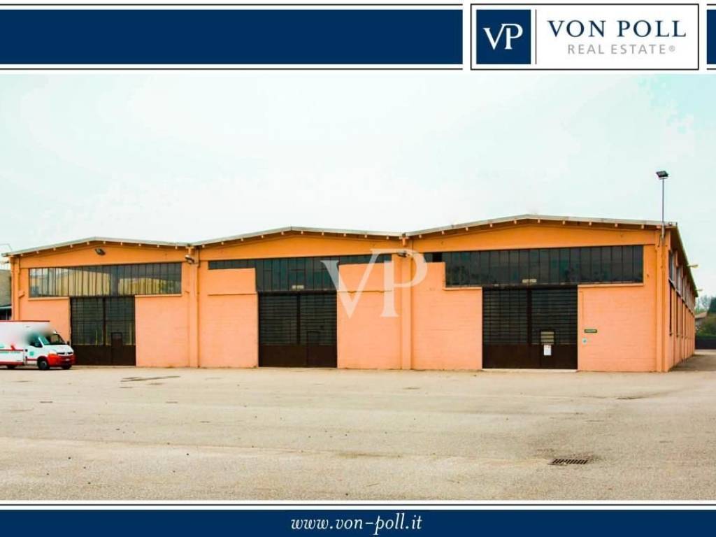 capannone in vendita ad Arluno
