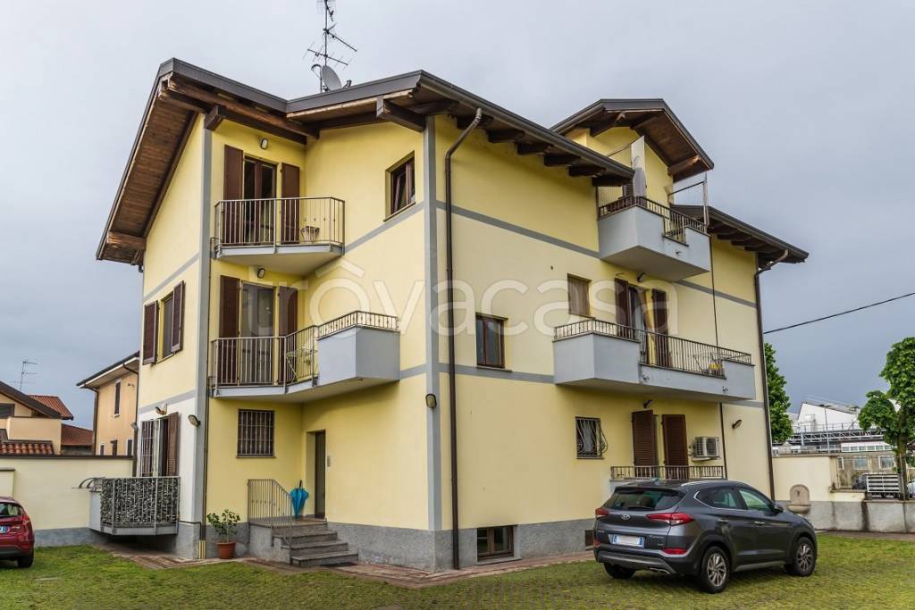 appartamento in vendita ad Arluno