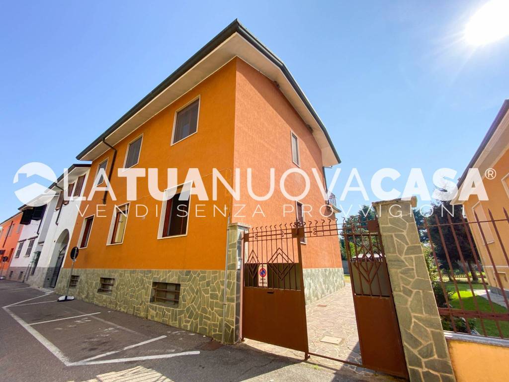 appartamento in vendita ad Arluno