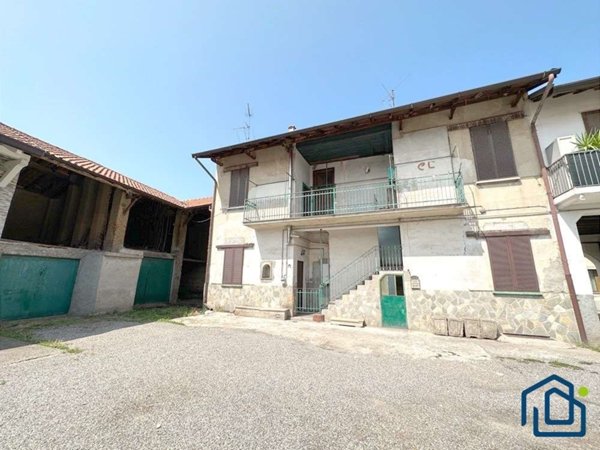 casa indipendente in vendita ad Arluno