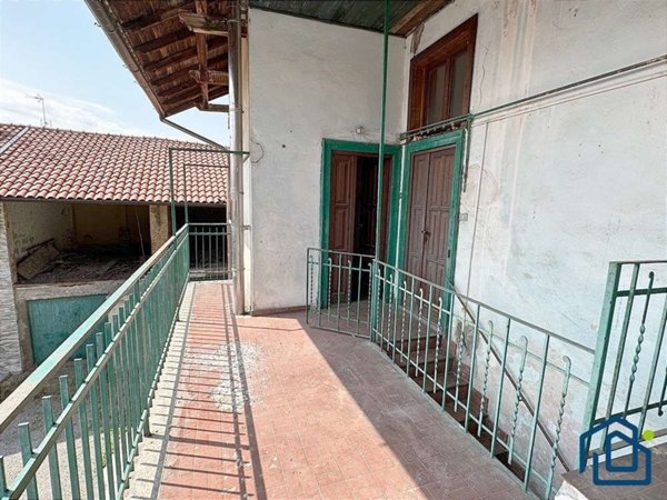 casa indipendente in vendita ad Arluno