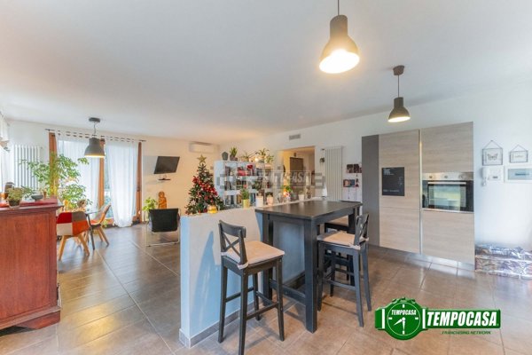 casa indipendente in vendita ad Arluno