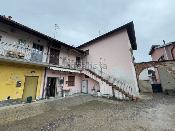 appartamento in vendita ad Arluno