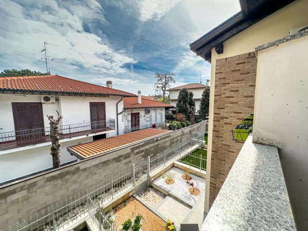 casa indipendente in vendita ad Arluno