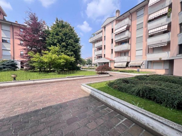 appartamento in vendita ad Arluno