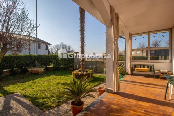 casa indipendente in vendita ad Arluno