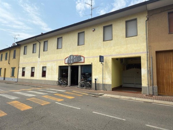 casa indipendente in vendita ad Arluno