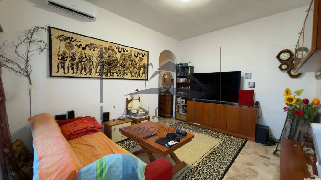 appartamento in vendita ad Arluno in zona Rogorotto