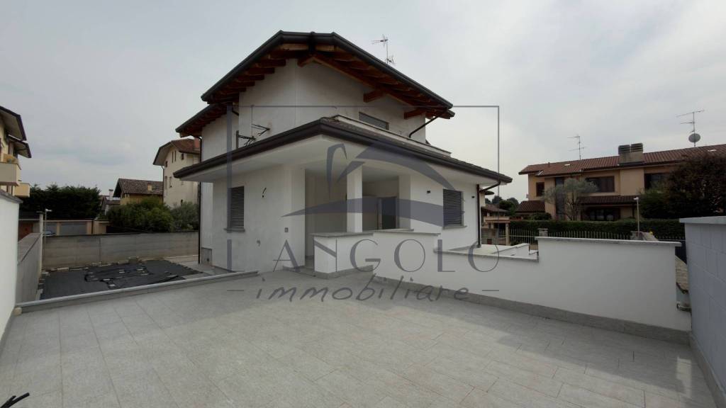 appartamento in vendita ad Arluno