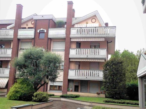 appartamento in vendita ad Arluno