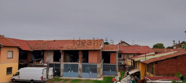 casa indipendente in vendita ad Arluno