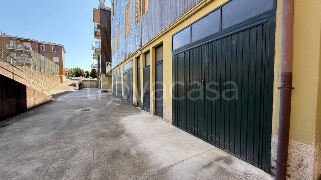 casa indipendente in vendita ad Arluno