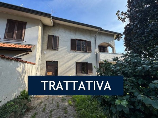 casa indipendente in vendita ad Arluno in zona Rogorotto