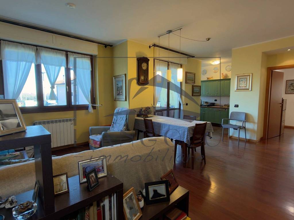 appartamento in vendita ad Arluno