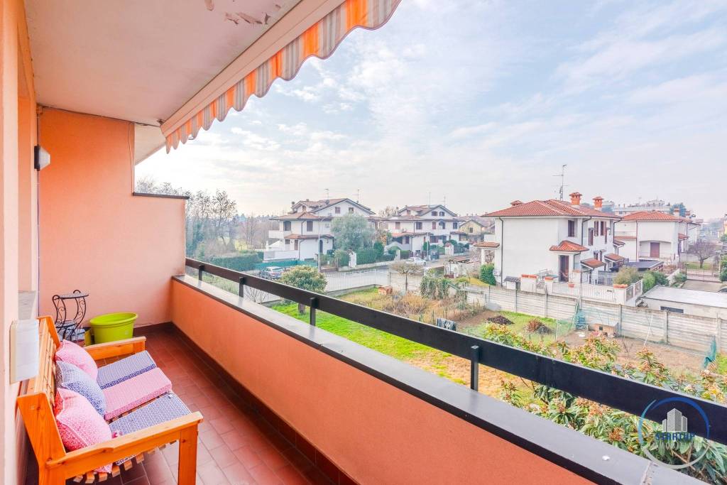 appartamento in vendita ad Arluno in zona Rogorotto