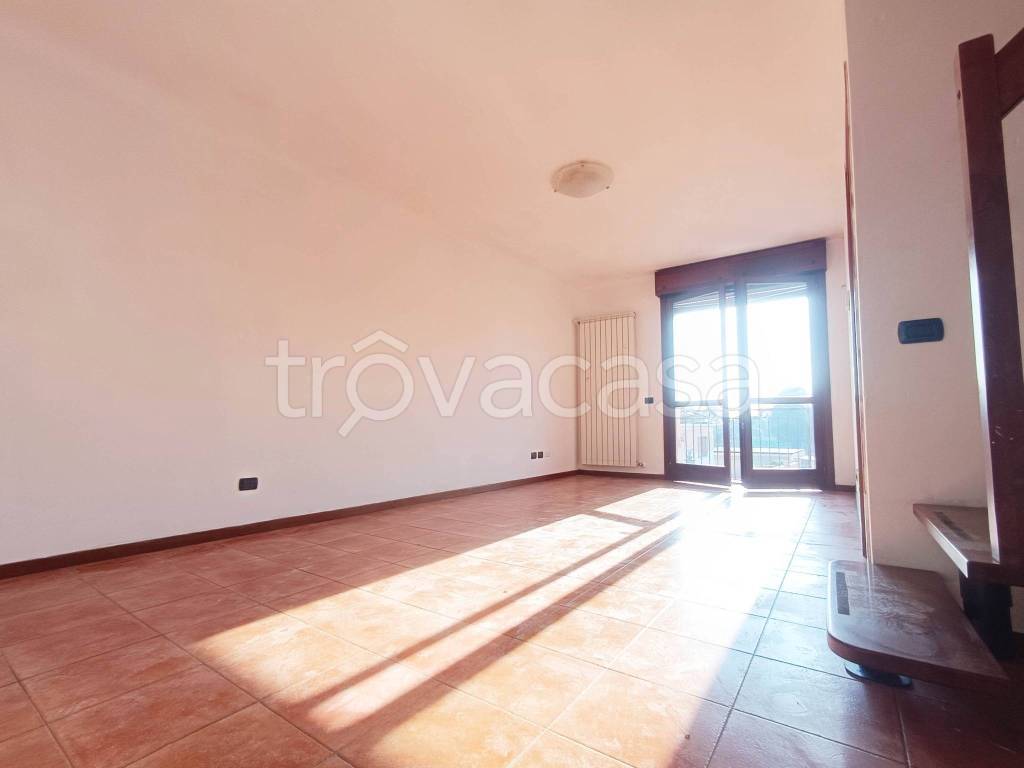 appartamento in vendita ad Arluno in zona Rogorotto