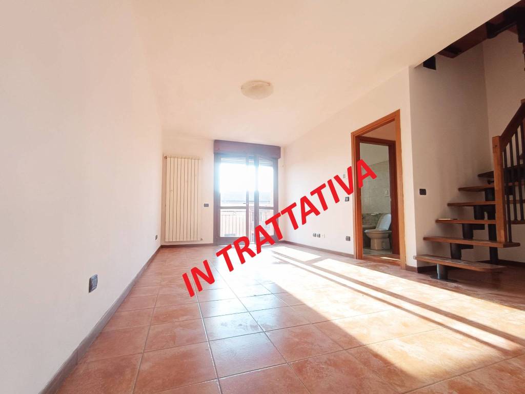 appartamento in vendita ad Arluno in zona Rogorotto