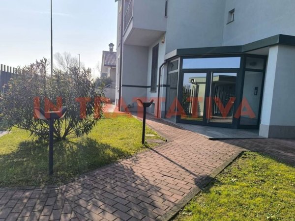 appartamento in vendita ad Arluno in zona Rogorotto