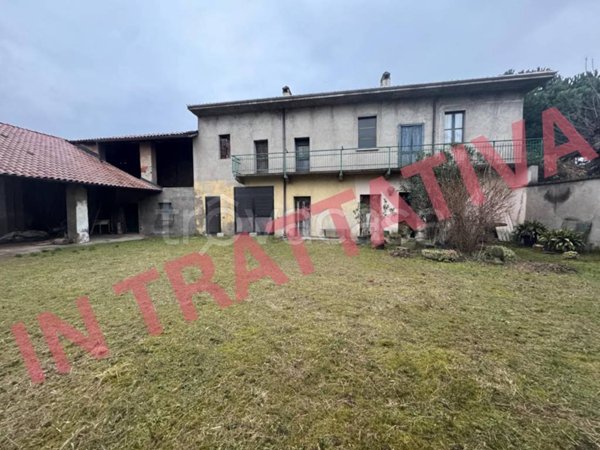 casa indipendente in vendita ad Arluno in zona Rogorotto