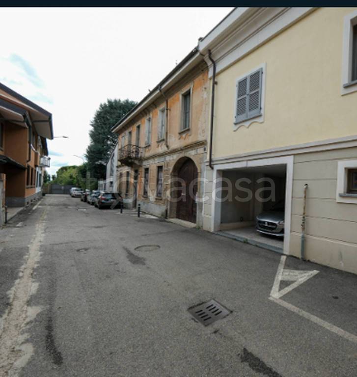 terreno edificabile in vendita ad Arluno