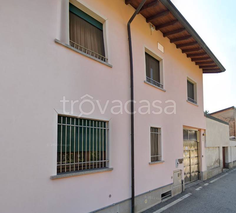 casa indipendente in vendita ad Arluno