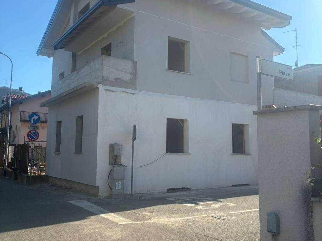 appartamento in vendita ad Arluno