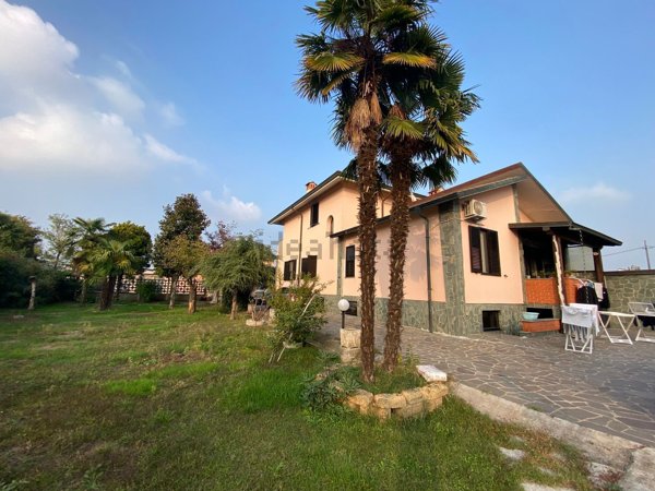 appartamento in vendita ad Arluno