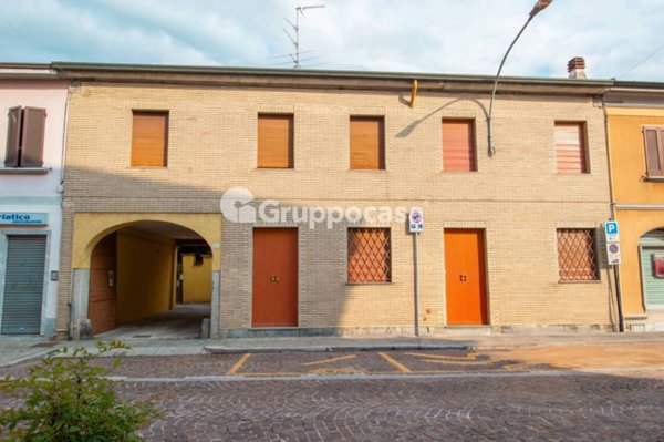 casa indipendente in vendita ad Arluno
