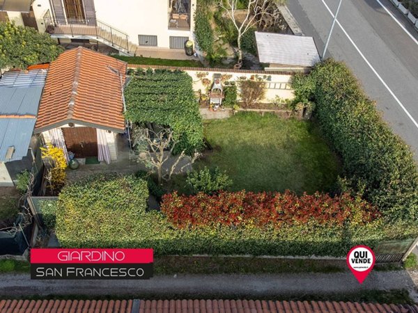 casa indipendente in vendita ad Arluno in zona Rogorotto