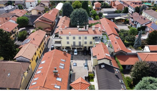 negozio in vendita ad Arluno