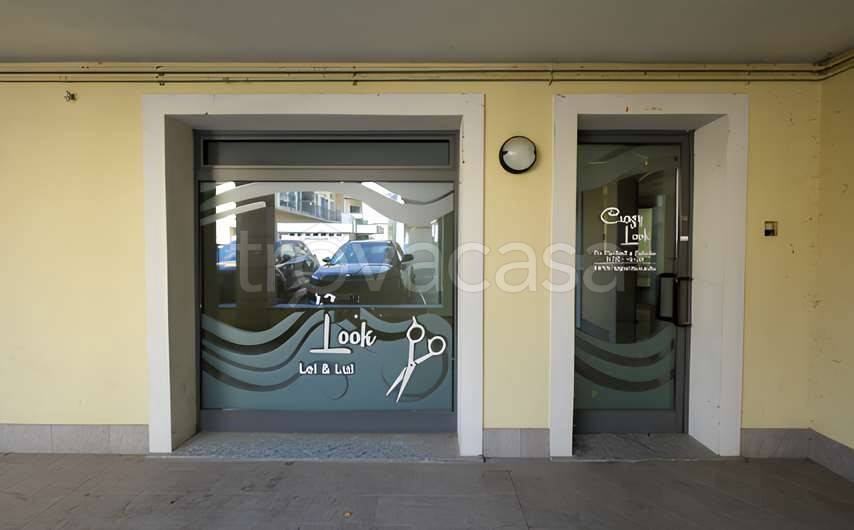 negozio in vendita ad Arluno