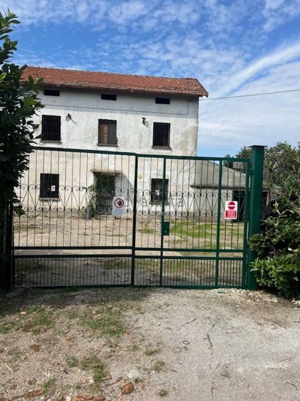 appartamento in vendita ad Arluno