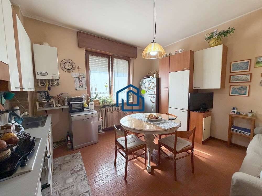 appartamento in vendita ad Arluno in zona Rogorotto
