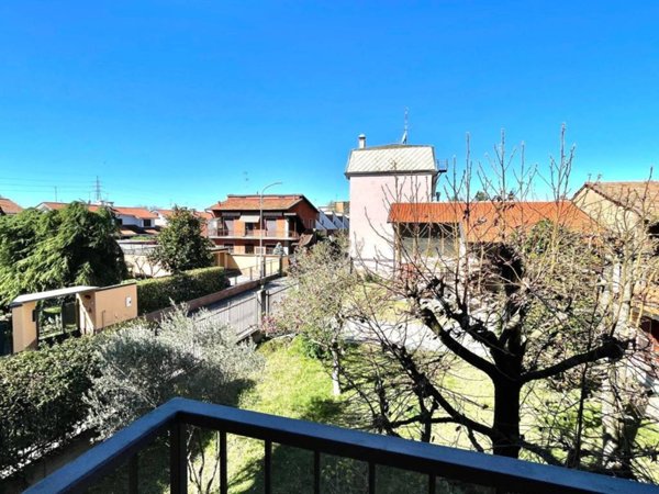 casa indipendente in vendita ad Arluno