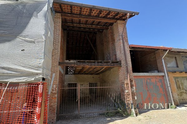 casale in vendita ad Arluno in zona Rogorotto