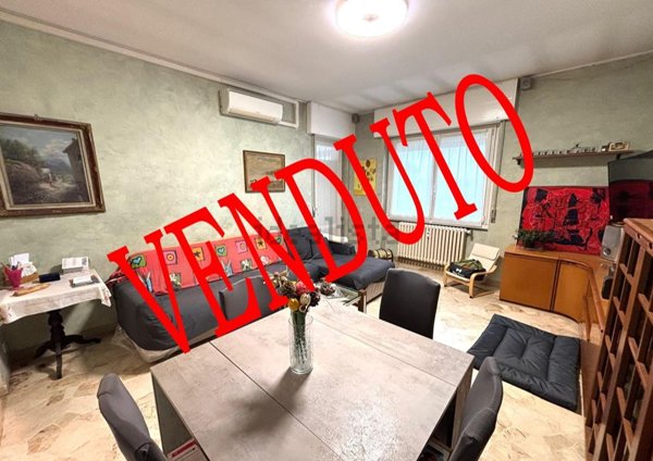 appartamento in vendita ad Arluno in zona Rogorotto
