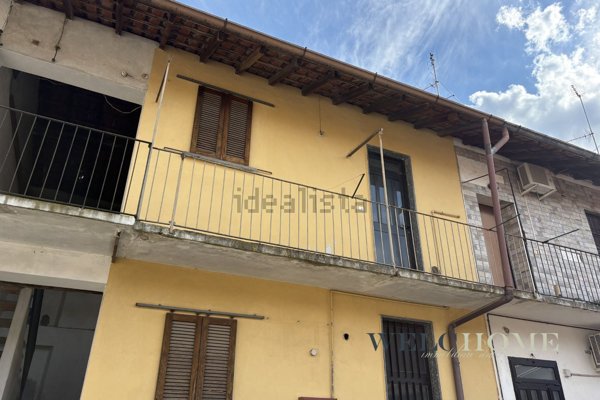 appartamento in vendita ad Arluno in zona Rogorotto