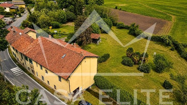 casa indipendente in vendita ad Arluno