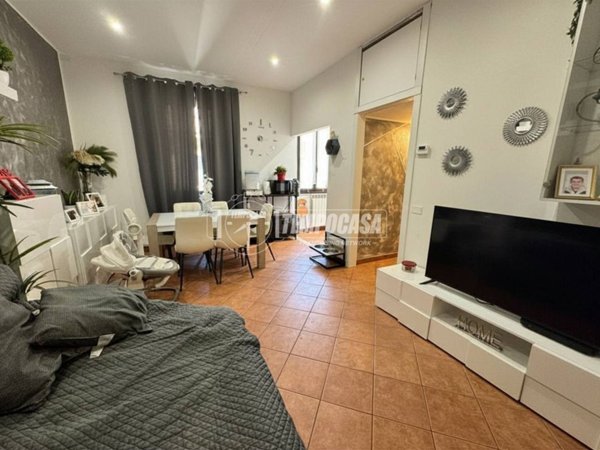 appartamento in vendita ad Arluno in zona Rogorotto