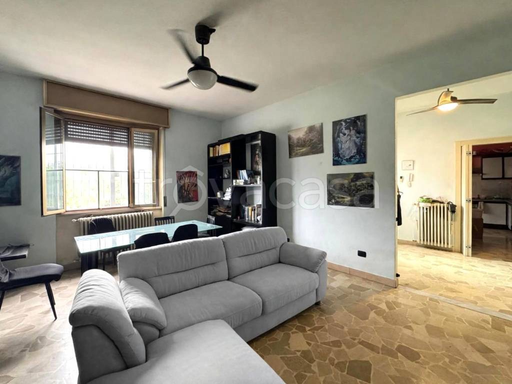 casa indipendente in vendita ad Arluno in zona Rogorotto