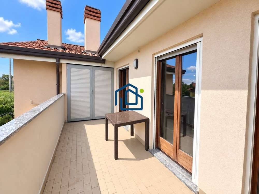 appartamento in vendita ad Arluno in zona Rogorotto
