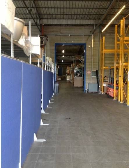 locale commerciale in vendita ad Assago